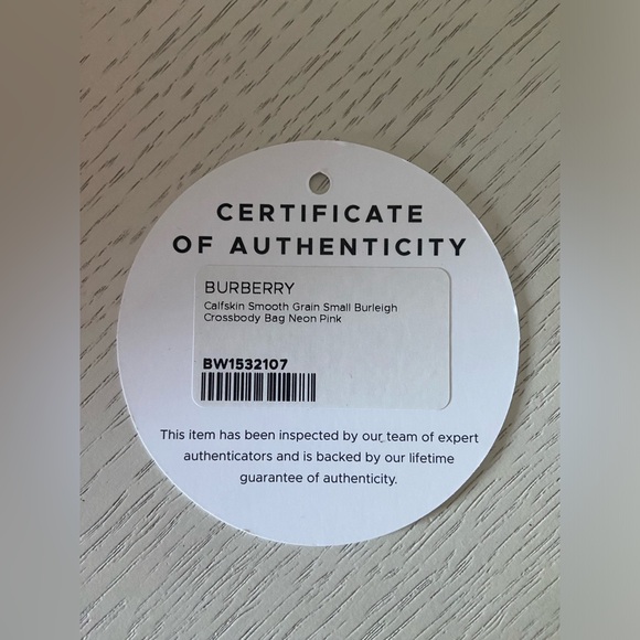 Burberry calfskin smooth grain small Burleigh crossbody bag in neon pink - Picture 16 of 16